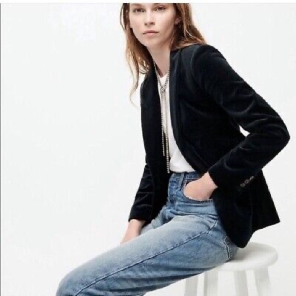 J Crew PETITE Parke blazer in black velvet —size 6P— EUC